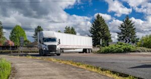 What Is the Turning Radius of an 18-Wheeler?